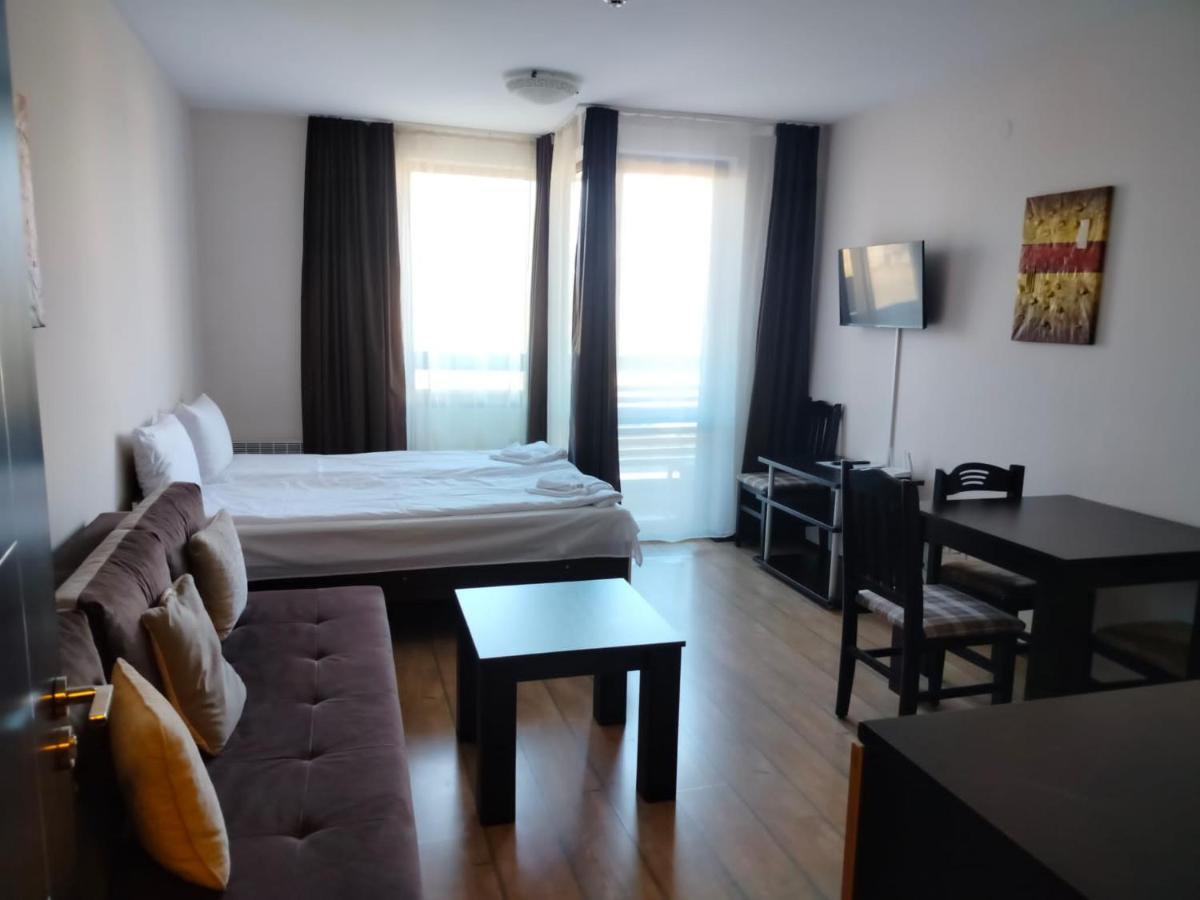 Alpine Lodge Bansko Apartments מראה חיצוני תמונה