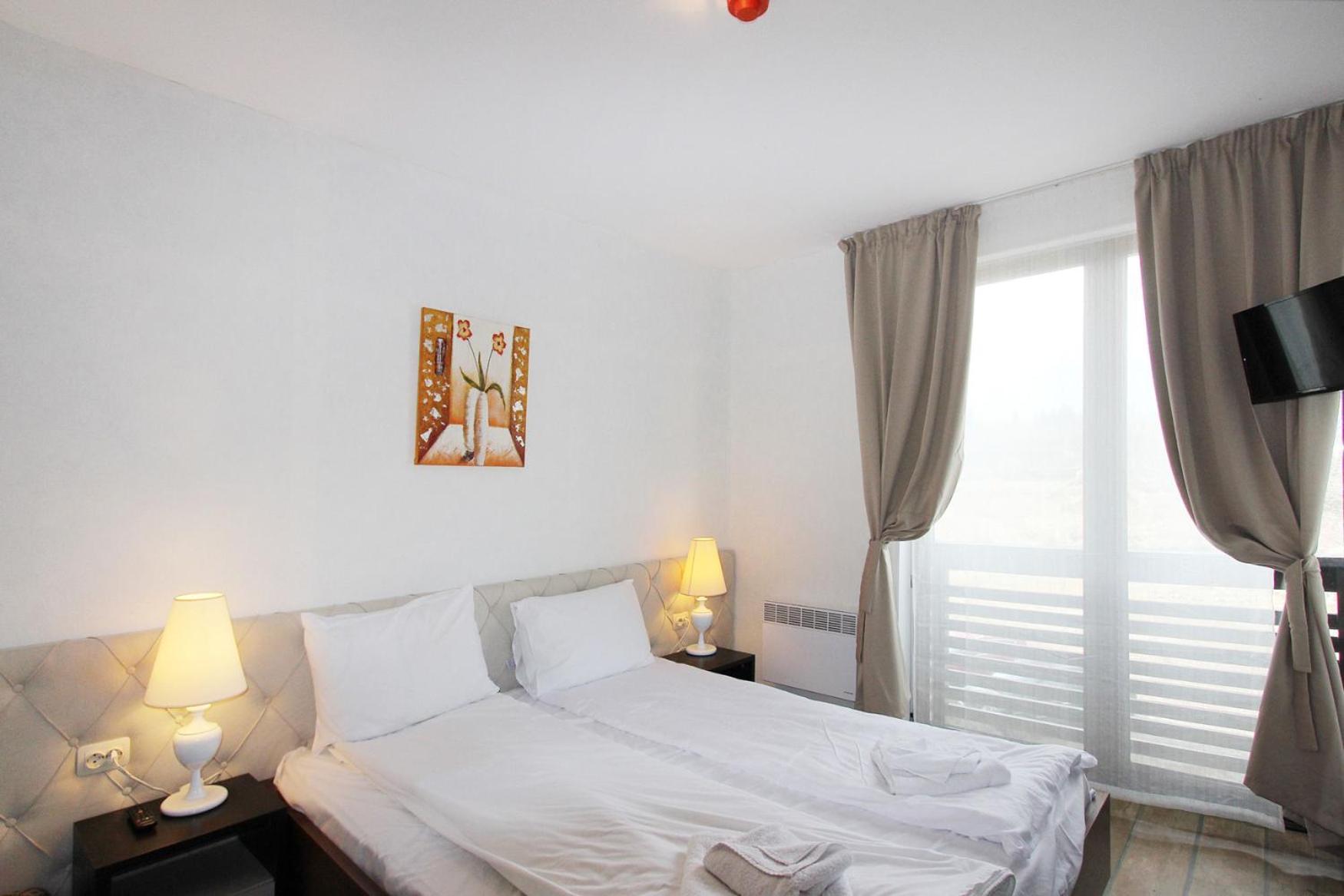 Alpine Lodge Bansko Apartments מראה חיצוני תמונה