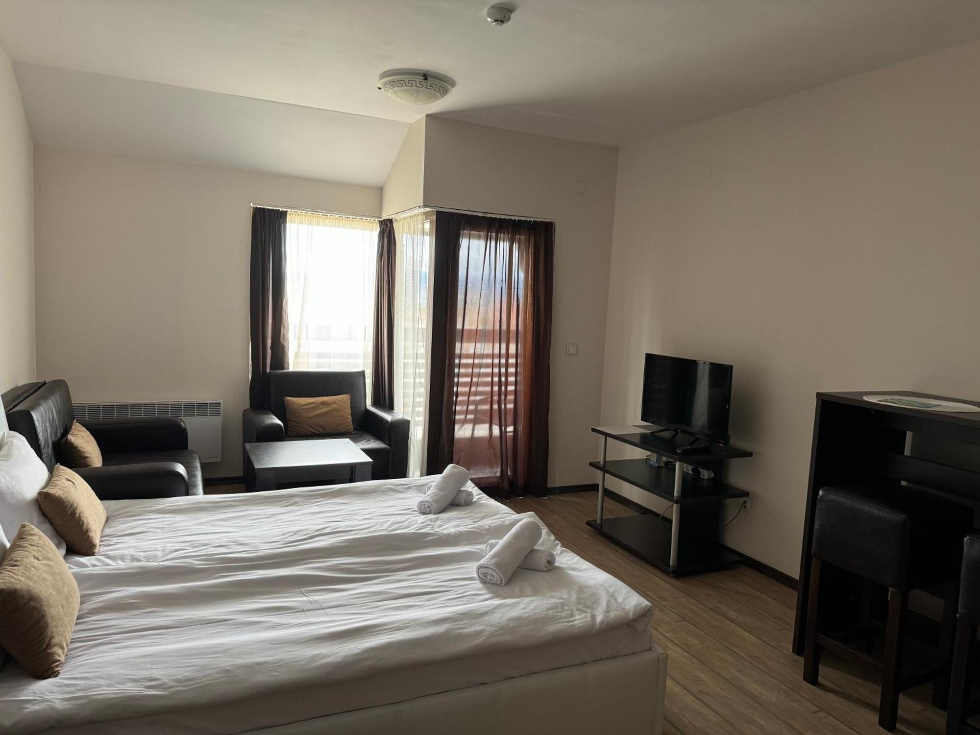 Alpine Lodge Bansko Apartments מראה חיצוני תמונה